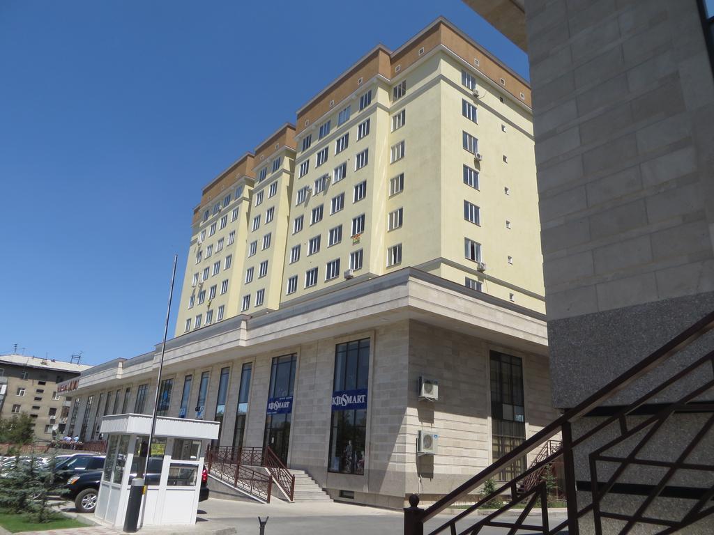 Bishkek Maximus Apartament 2 外观 照片